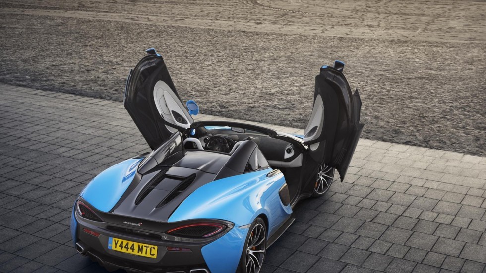 Mind The Doors Stunning Mclaren 570s Spider Draws Catalan