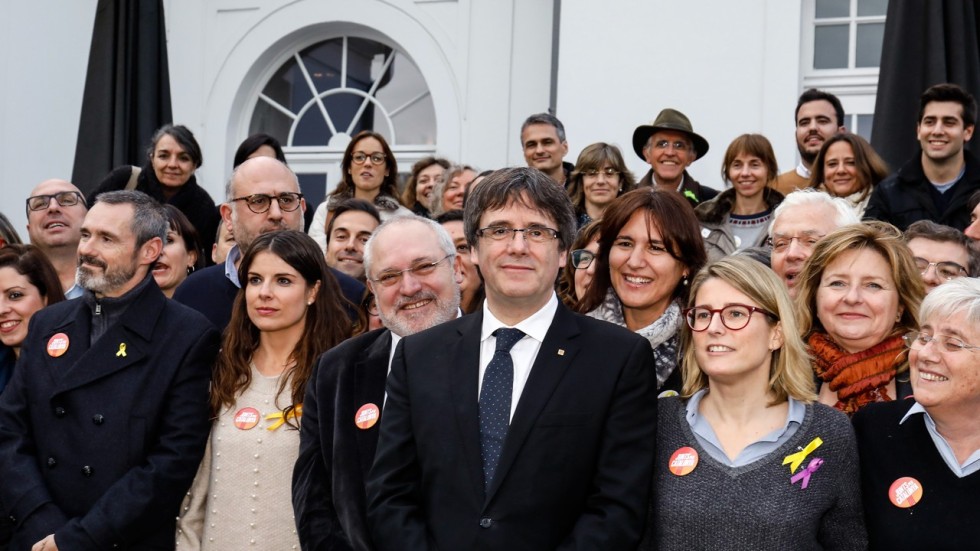 catalan separatists divided on how to advance independence movement
