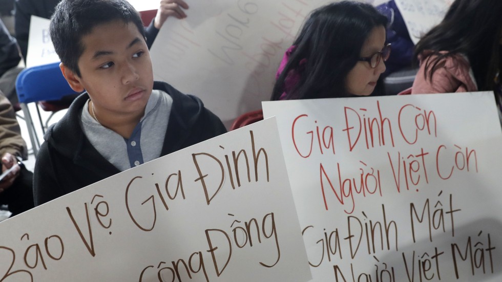 vietnamese in the us accuse trump administration of betraying