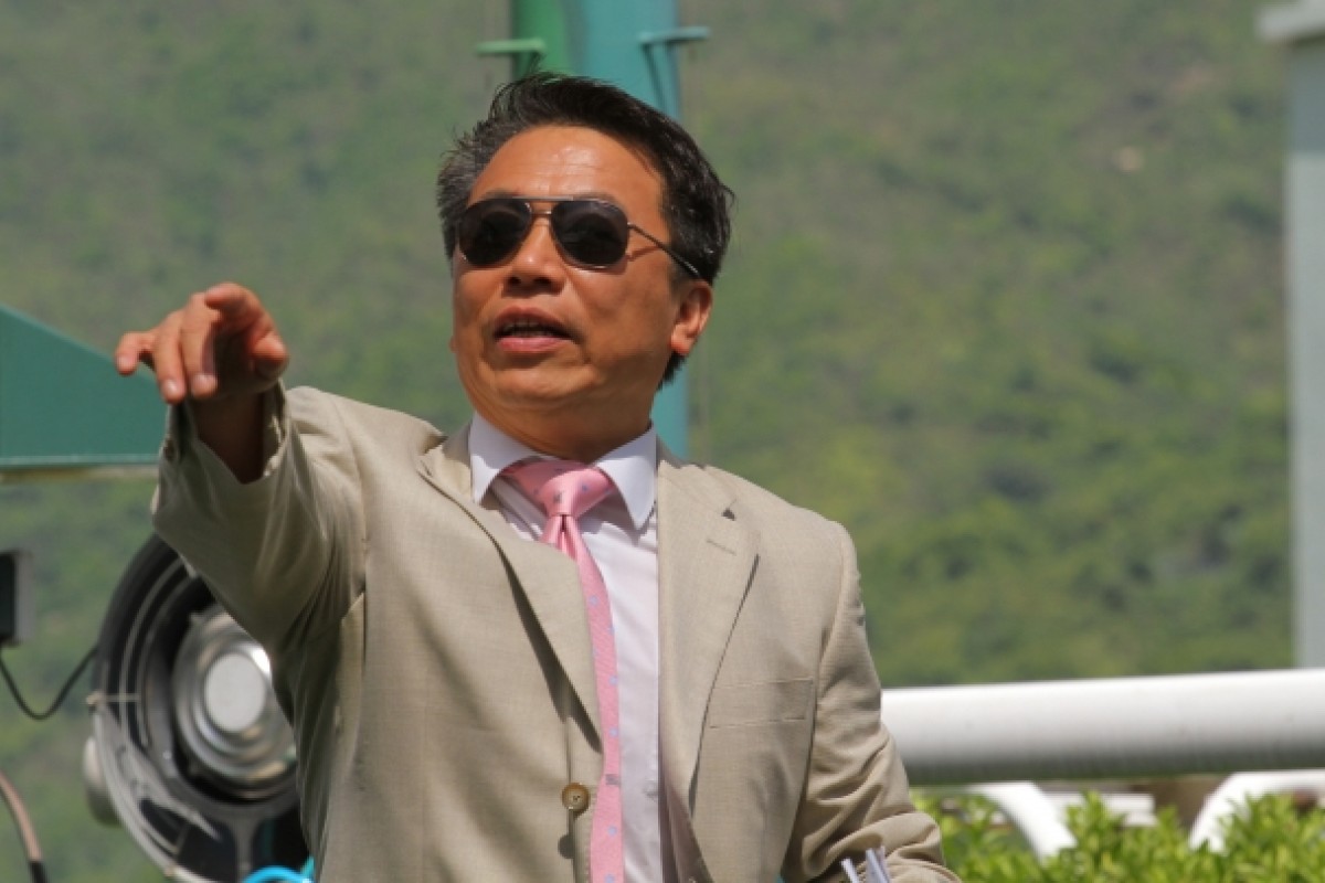 Ricky Yiu issues instructions after Yat Ding Win's victory at Sha Tin on June 2. Photos: Kenneth Chan