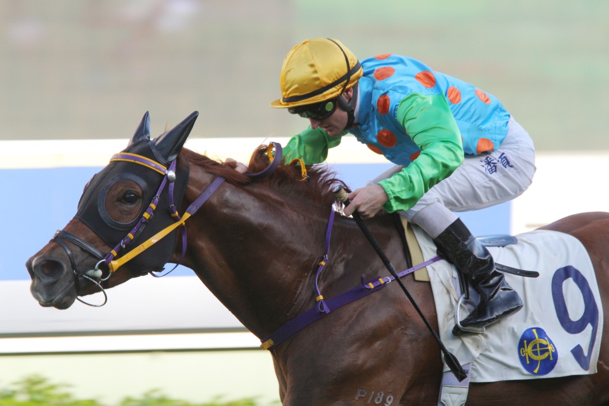 Zac Purton drives Ka Ying Kid to an easy win. 