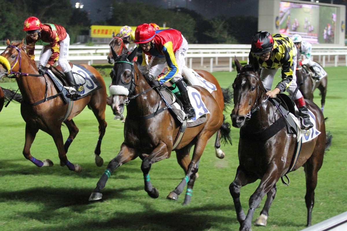 Charter Victoria (centre) finally gets a decent draw and a chance to break through in the opening leg of the TT. Photos: Kenneth Chan