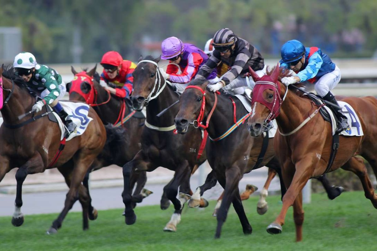 Rapper Dragon (right), with Joao Moreira on board, wins the final race of the night at Sha Tin. Photos: Kenneth Chan