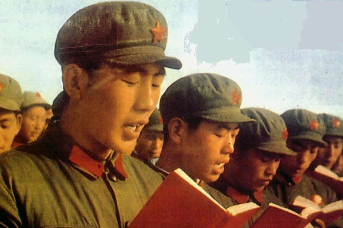 an analysis of the red guards of china The first students to call themselves red guards in china were a group of students at the tsinghua university middle school who were given the name red guards to sign two big-character posters issued on 25 may – 2 june 1966. an analysis of the red guards of china The first students to call themselves red guards in china were a group of students at the tsinghua university middle school who were given the name red guards to sign two big-character posters issued on 25 may – 2 june 1966.