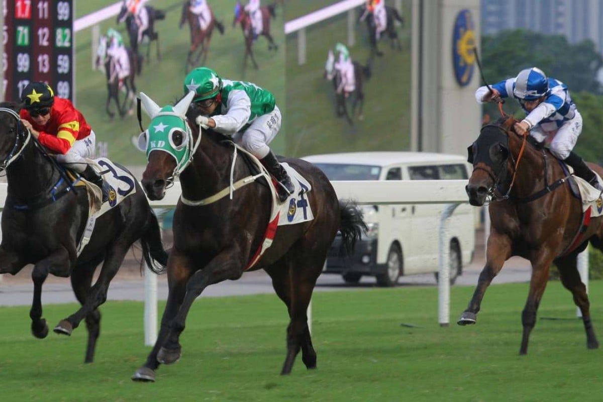 Race 10, Pakistan Star, ridden by Matthew Chadwick, won the class 3 over 1400m at Sha Tin on 18Sep16.