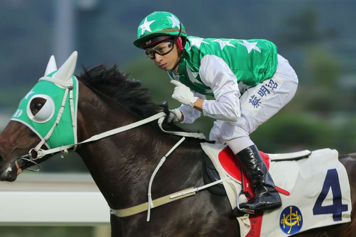 Pakistan Star and jockey Matthew Chadwick sent the Sha Tin crowd into raptures with his second straight last-to-first win. Photos: Kenneth Chan