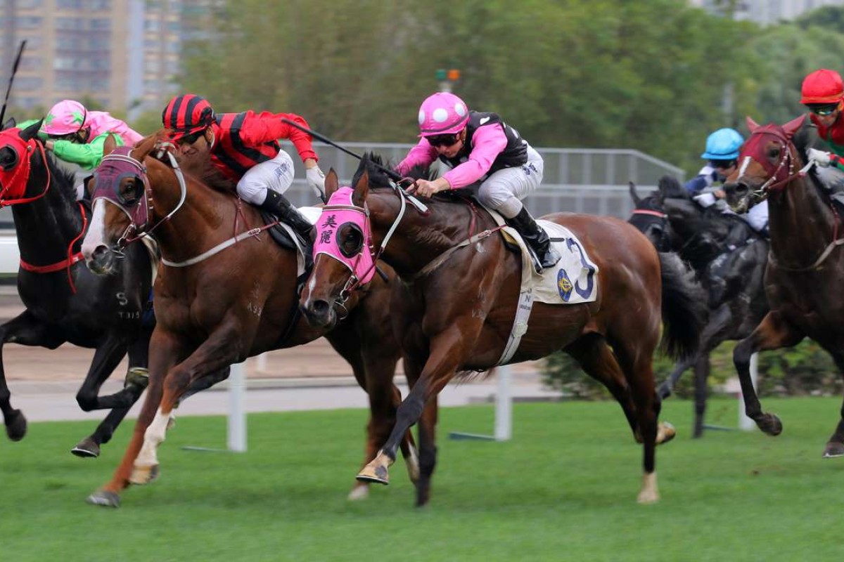 Eagle Way (Joao Moreira) just gets caught on the line by stablemate Beauty Generation (Zac Purton) on April 9. Photos: Kenneth Chan.