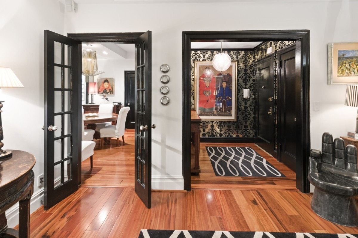 From New York To Hong Kong And Back Art Deco Apartment A Tribute The New York Apartment Of Mary Kate Jackson Photography Richard Caplan