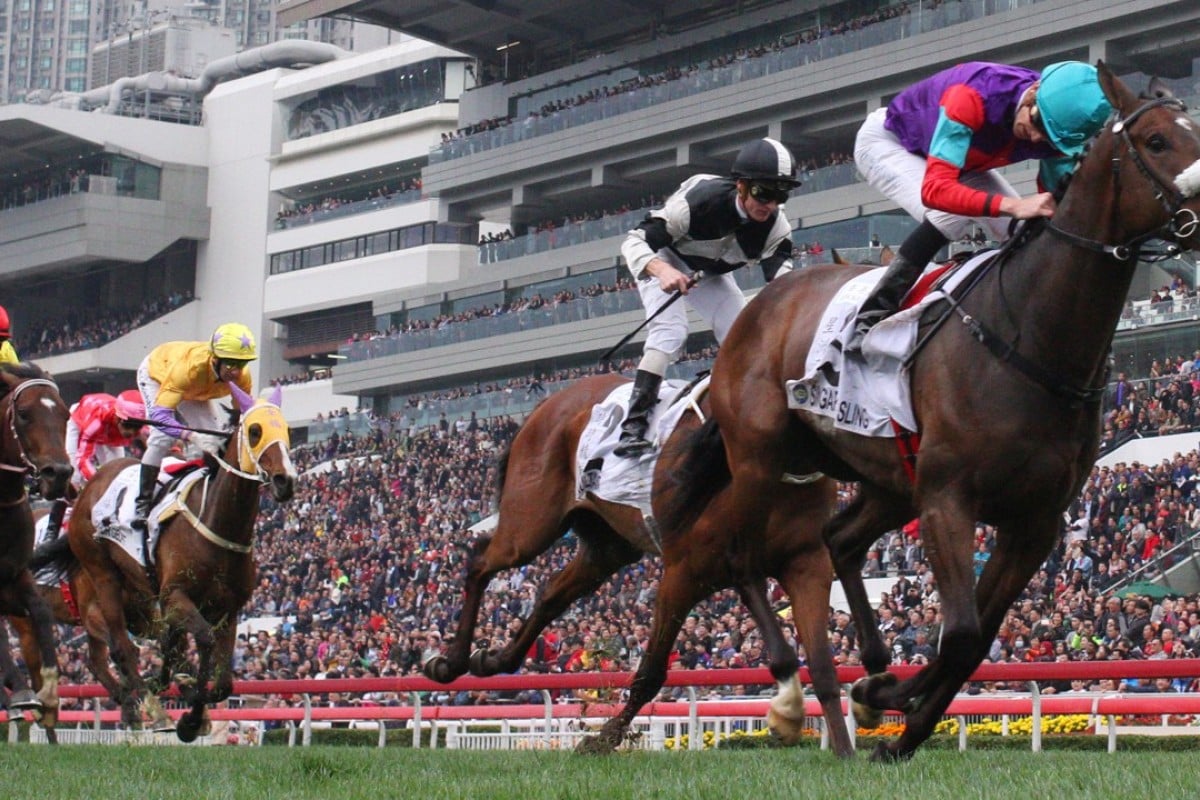 Singapore Sling surges to victory in Sunday’s Classic Cup. Photos: Kenneth Chan