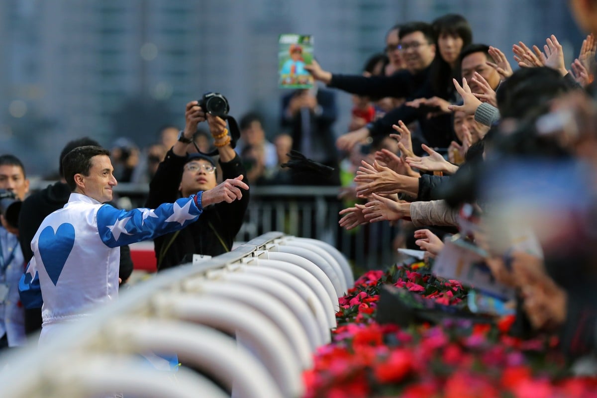 Douglas Whyte says goodbye to racing fans after the last race at Sha Tin on Sunday. Photos: Kenneth Chan