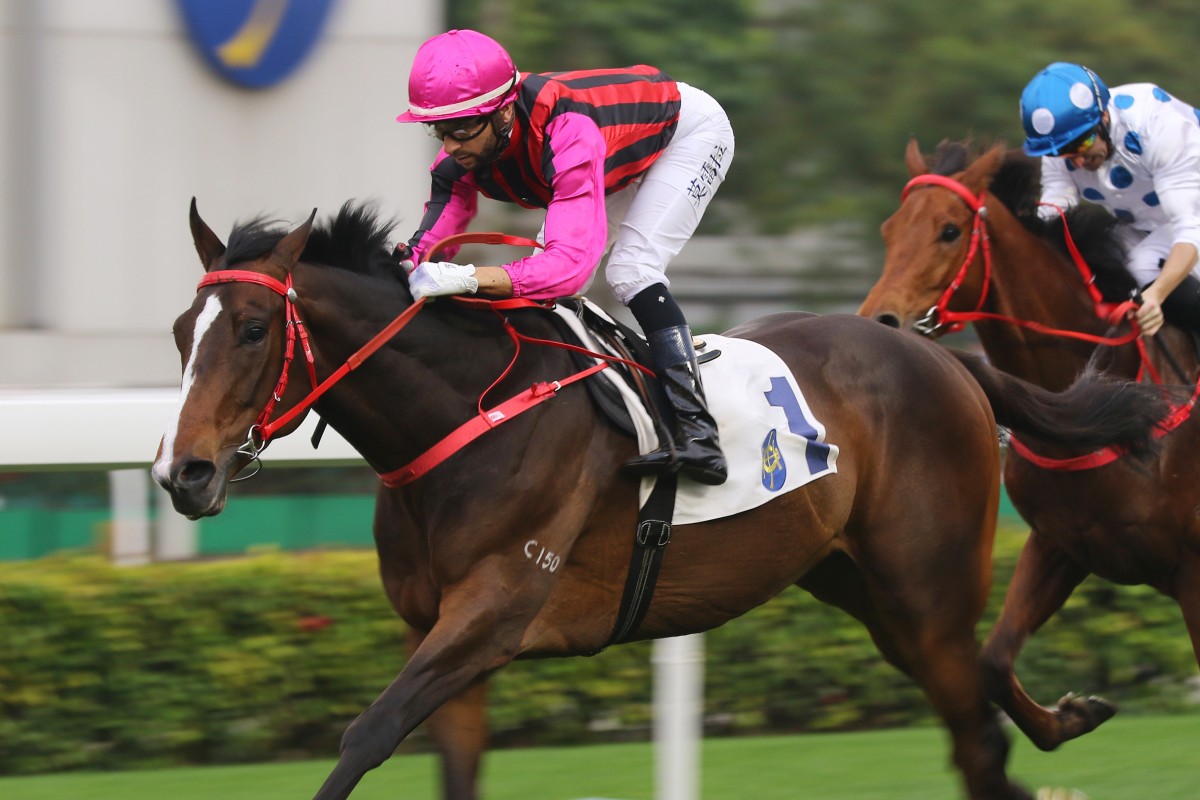 Waikuku races clear to win the Class Two Lion City Handicap (1,800m) at Sha Tin on Saturday. Photos: Kenneth Chan