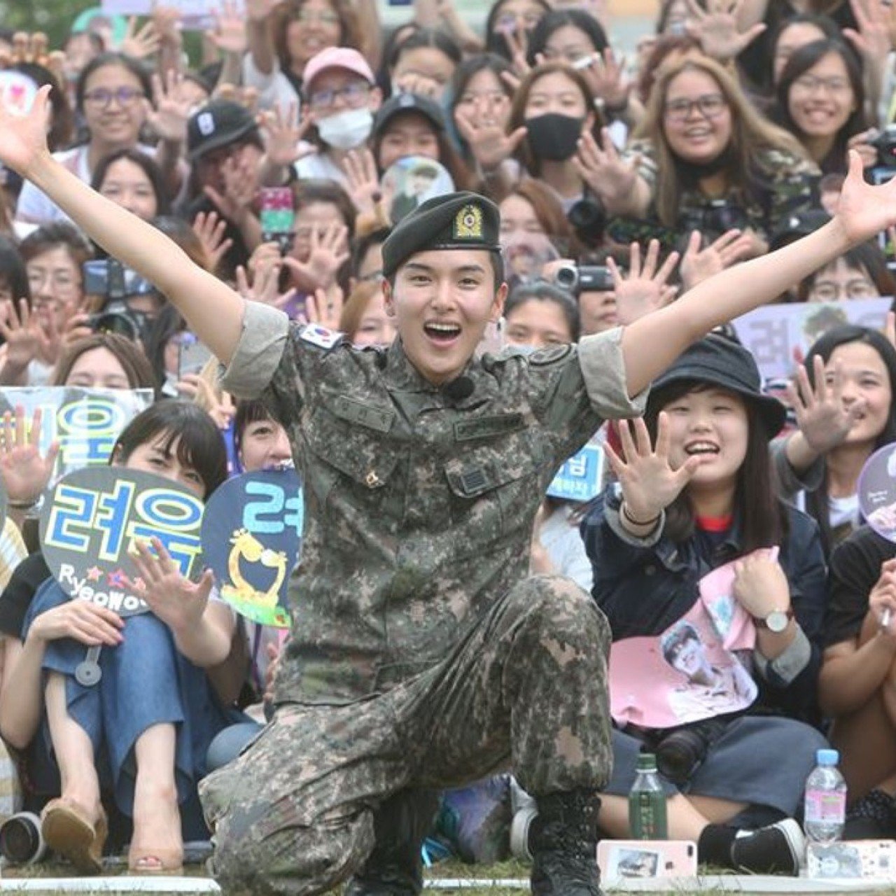 K Pop Star Ryeowook Rejoins Super Junior After Army Service South China Morning Post