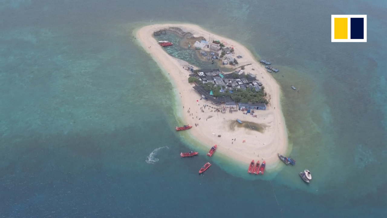 Philippines threatens war with China over South China Sea